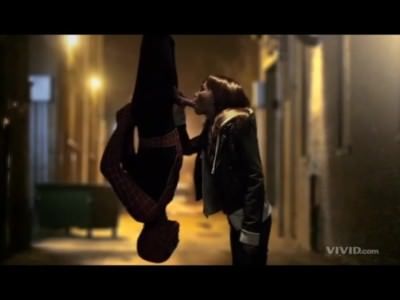 Spiderman gets a blowjob