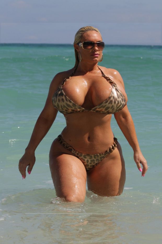 Thick Coco by incredibleB