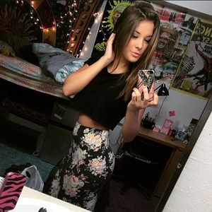 @haleeyyyp on instagram //selfshotmag: thank for your submission