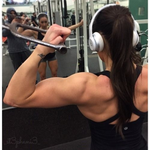 @_st3phani3_ (via selfshotmag): -
#FlexFriday...