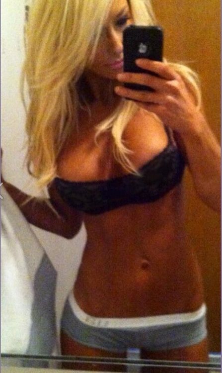 (via selfshotmag)