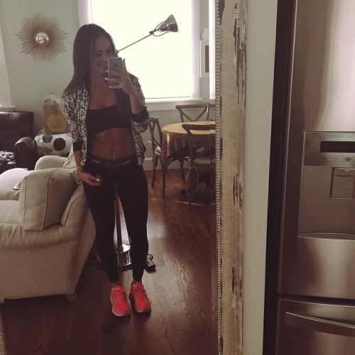 @gymxmel (via selfshotmag): #nevergiveup
