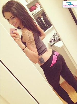 A small ass in tight yoga pants