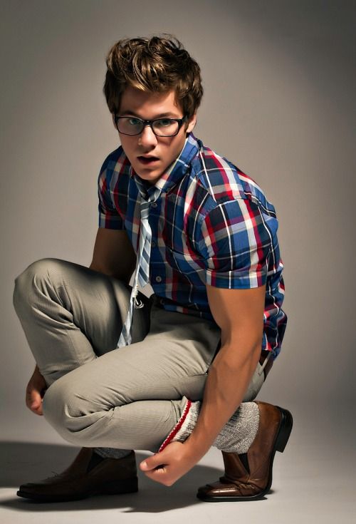 Reblog: Enjoy my archives: Sexy Gay Men and Random Gay Posts