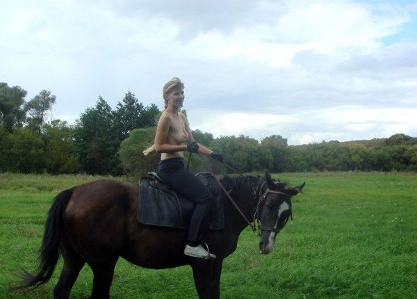 uniform ex girlfriends Rider topless fuck milf
