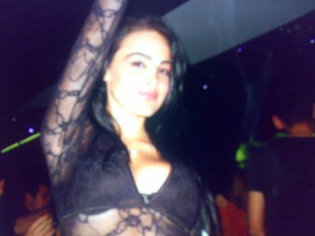 handjob ex girlfriends Elle suce le soir pour s&#039;endormir pantyhose