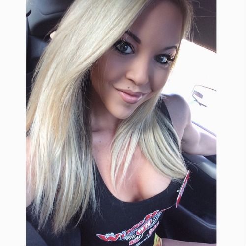 @alexismontgomery (via selfshotmag):
Guess what today is?! MY...
