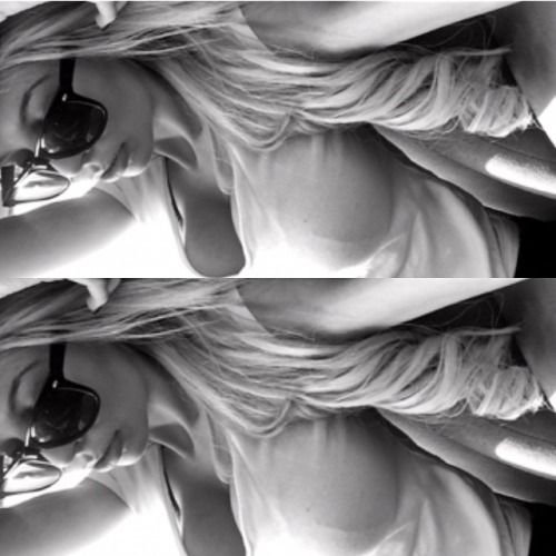 @swedishkiller_xoxo (via selfshotmag):
Twinning