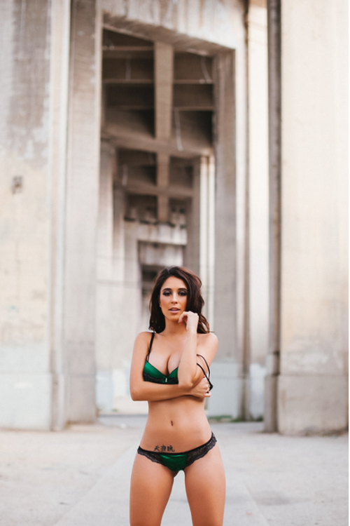 teenradar:

(via teenradar)