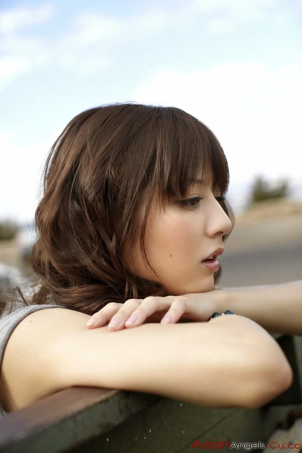 Japanese Nude AV Model Yumi Sugimoto Photos
