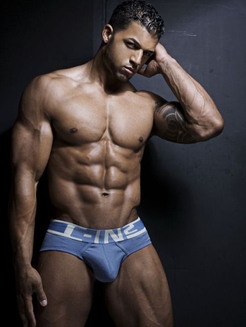 Reblog: Enjoy my archives: Sexy Gay Men and Random Gay Posts