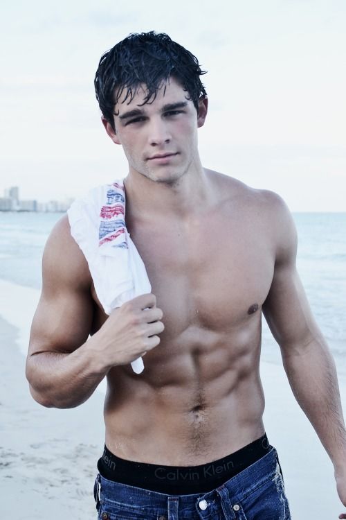 Reblog: Enjoy my archives: Sexy Gay Men and Random Gay Posts