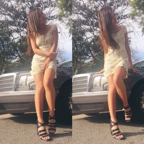 @missjuliakelly via selfshotmag: