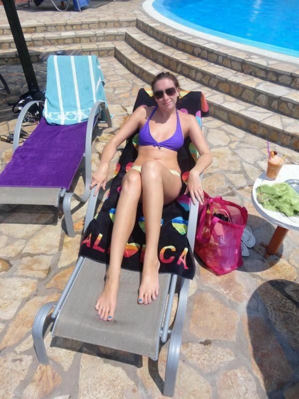 bikini ex-gfs She goes on vacation with her mom hot