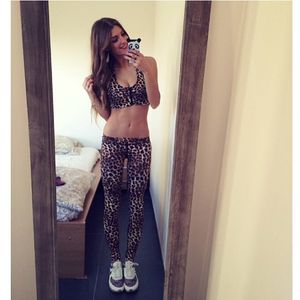 @celineschh (via selfshotmag):