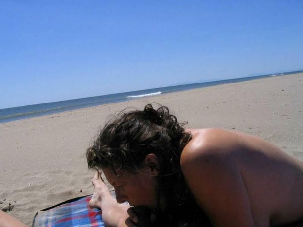 sexting Un été hot au Cap d&#039;Agde panty pooping