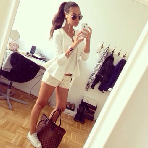 (via selfshotmag)