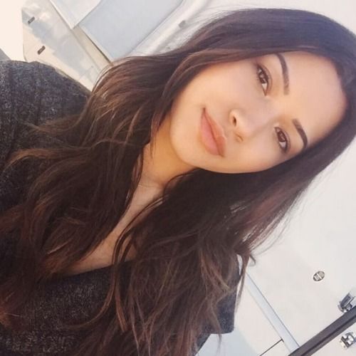 @missjuliakelly via selfshotmag: Natural today ☺️