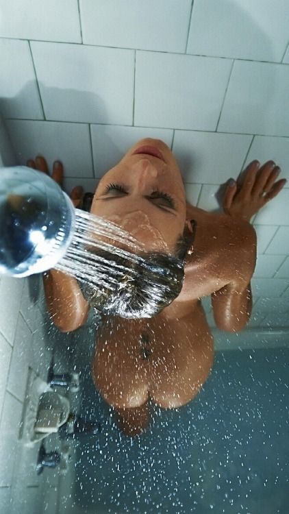 (via selfshotmag)