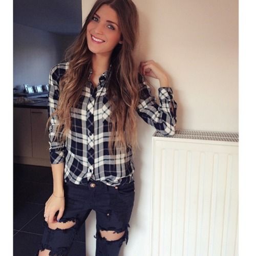 @celineschh (via selfshotmag): Whole outfit from @dailylook ☺️