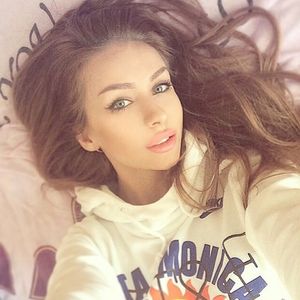 @darisemenova (via selfshotmag):