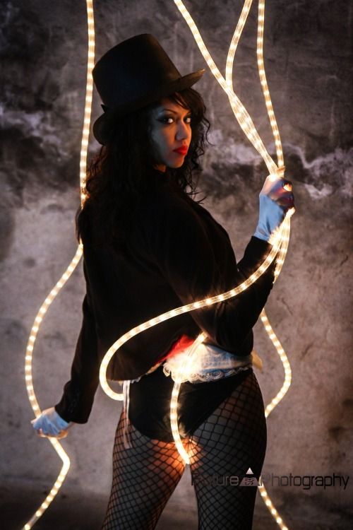 cosplayhotties:

Zatanna
Cosplayer:...
