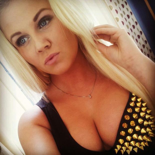 Norwegian Amanda Forsberg selfie