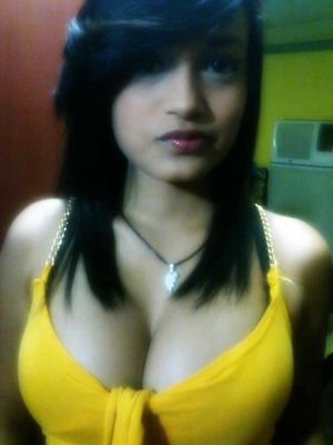 Cute Hot Sexy Latinas Shake That Cute Ass 1433