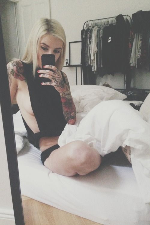 (via selfshotmag)