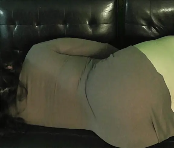 animated ass ass_shake beth_knight big_ass couch gif photo