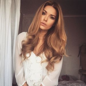 @pamela_rf (via selfshotmag): Helloooo