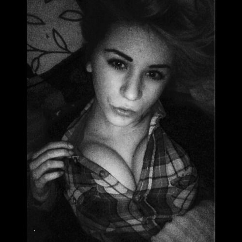 @pinternatalia (via selfshotmag):