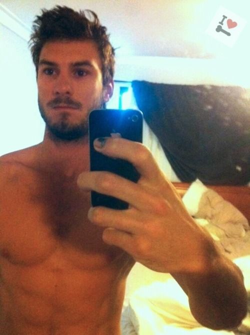 Reblog: jezebelsboys:

College guy bares all

Follow...