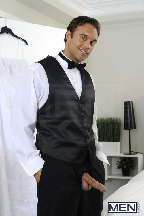 Reblog: edu-dudu:gay pornstar Rocco Reed! ♥ [real name: Joshua...
