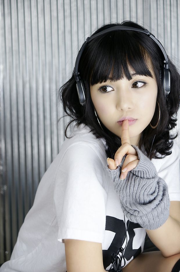 AZN HEADPHONES