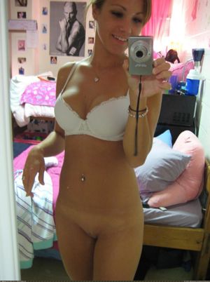 hot bottomless bra selfshot, bare clean pussy