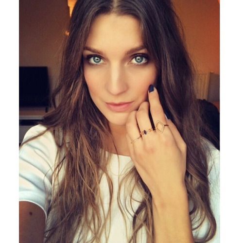 @celineschh (via selfshotmag): Addicted to this jewelry brand❤️...