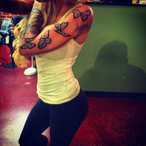 @swedishkiller_xoxo (via selfshotmag):