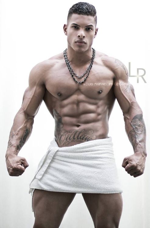 Reblog: musclegazer:Marvin Tilliere by Luis Rafael