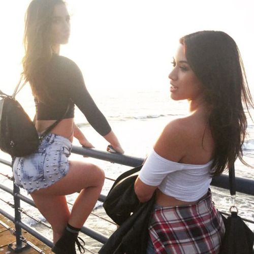 @missjuliakelly via selfshotmag: @adinamusta