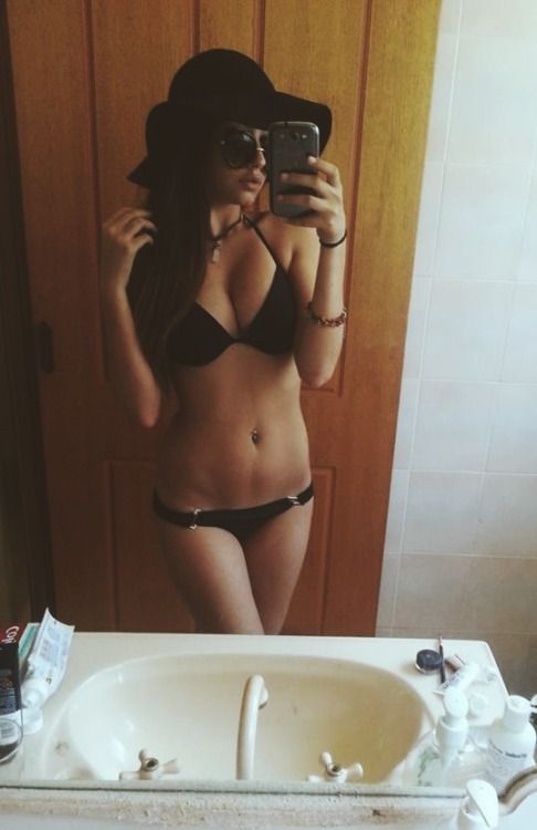 (via selfshotmag)