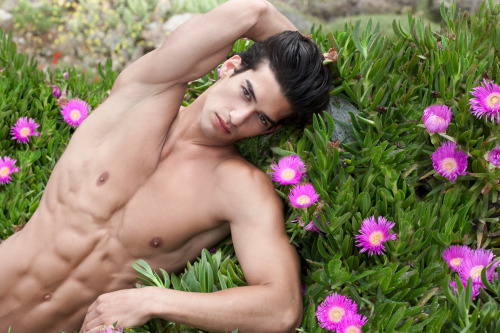 Reblog: fuckyeahkaylanmorgan:Kaylan Morgan by Hudson