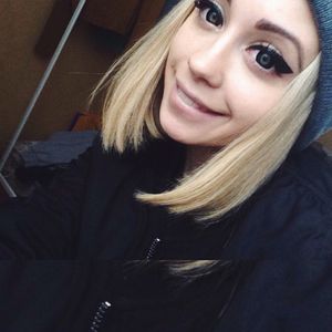 @leramartova (via selfshotmag): забежала вчера к девочкам...