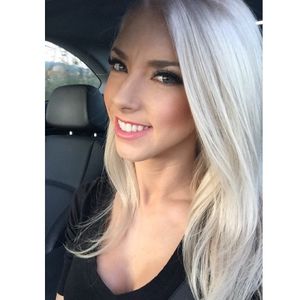 @turtlegirlfit (via selfshotmag): Shoot tonight with @jay_adams...