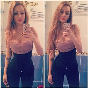 @darisemenova (via selfshotmag): I love my Extreme waist shaper...