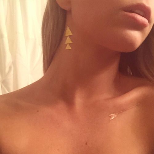 @sydneyamaler (via selfshotmag):
Love her but leave her wild.
