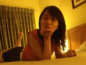 #Update2 My girlfriend loved the PMs and would gladly do more, hopefully in the weekend. But for know she just wants to 'blow' you guys a kiss. :)