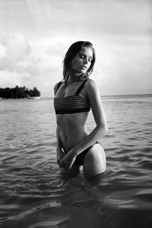 (via selfshotmag)