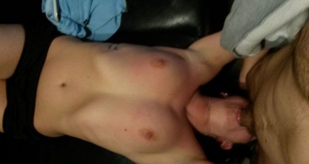 Amateur wifes just love beeing deep throating