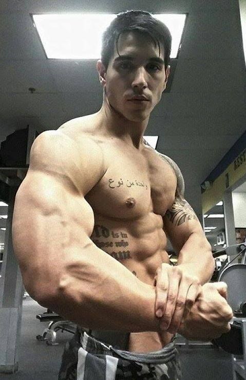 Reblog: bladeyamagishi:Alan Valdez